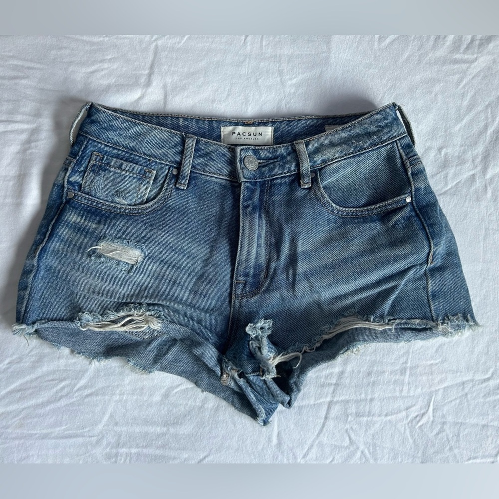 PacSun High Rise Festival Short Light Wash Distressed Size 25